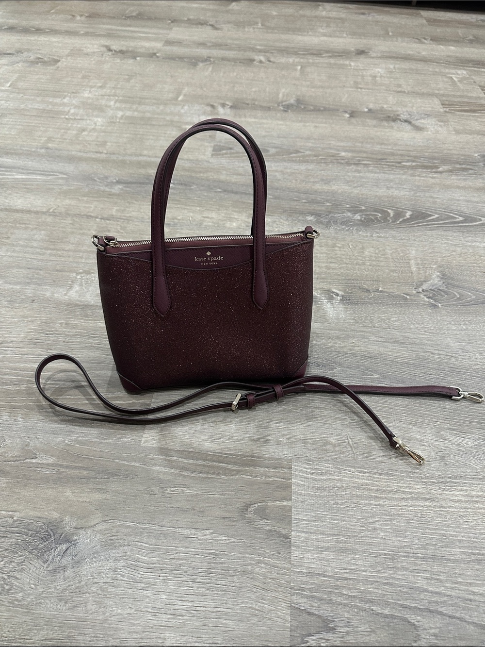 kate spade burgundy glitter tote - Picture 7 of 7